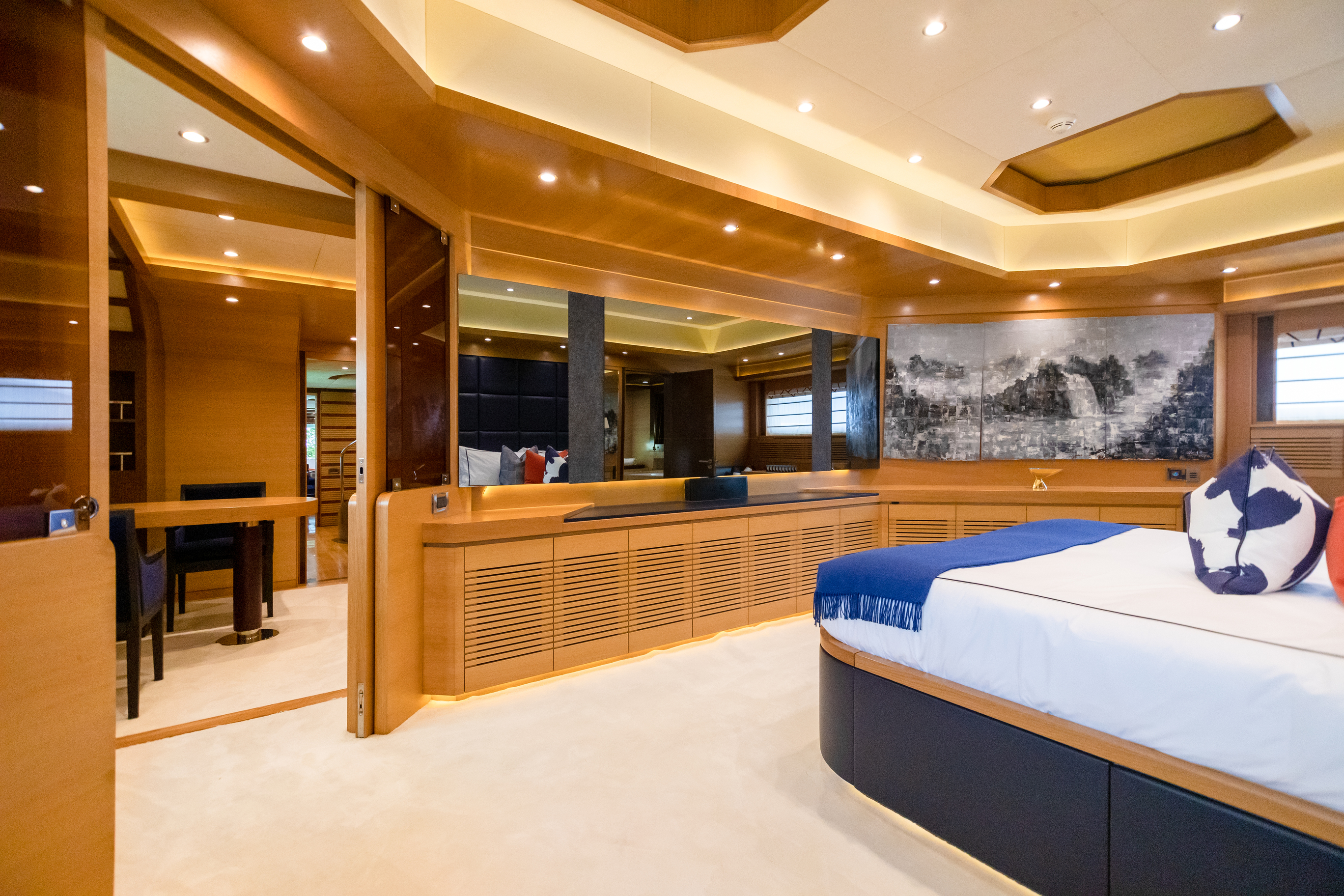 owner cabin.jpg