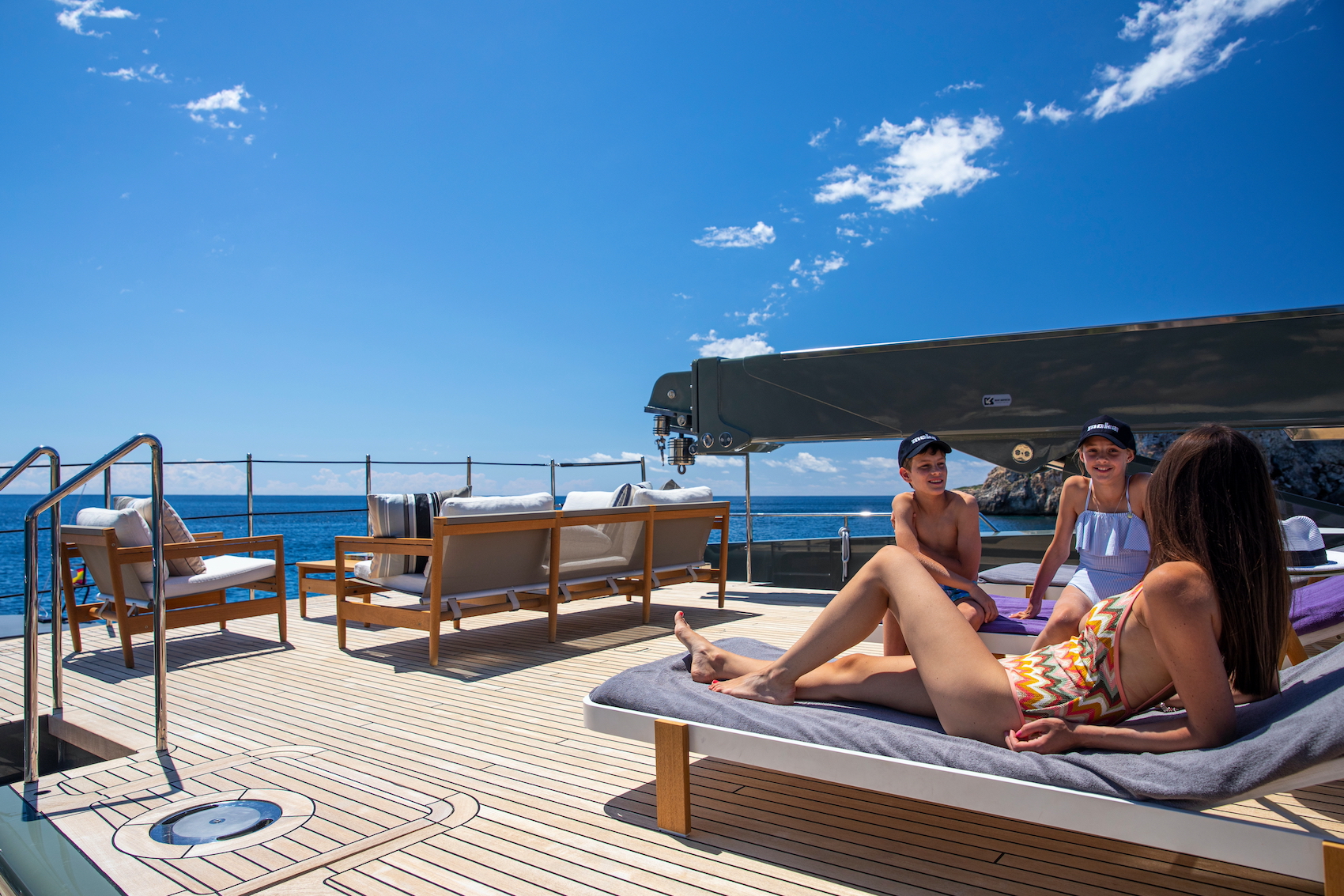 relaxing on the yacht - lifestyle © YachtShot.jpg