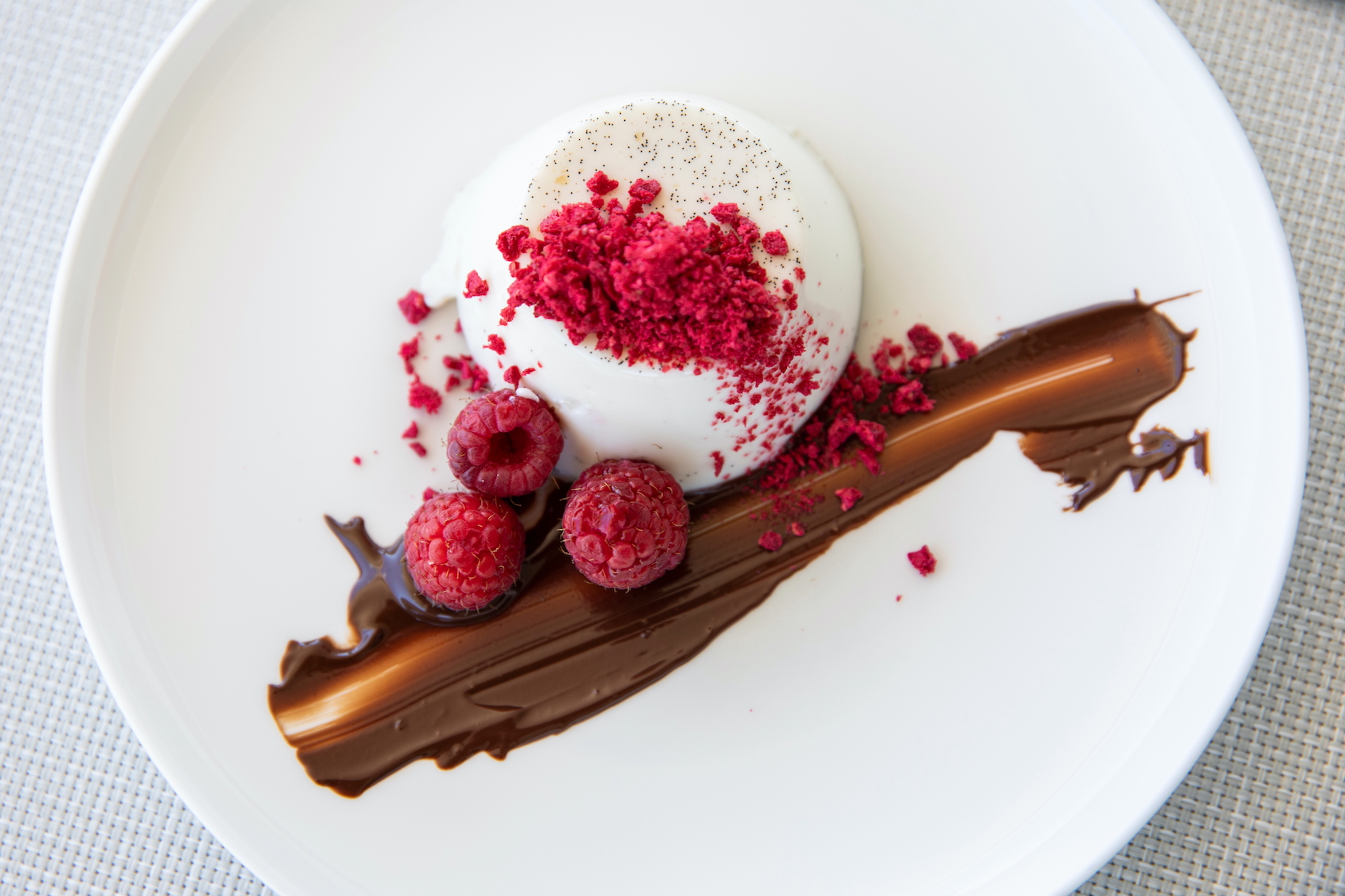 sample menu © YachtShot.jpg