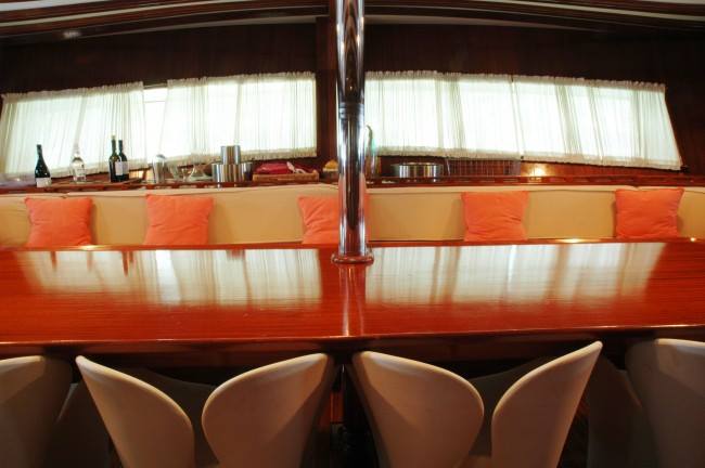seating 093.jpg