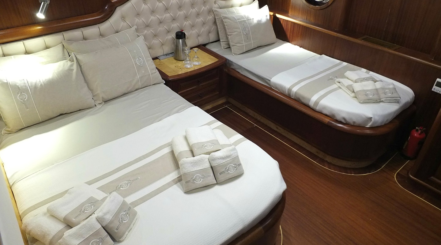 triple cabin .jpg