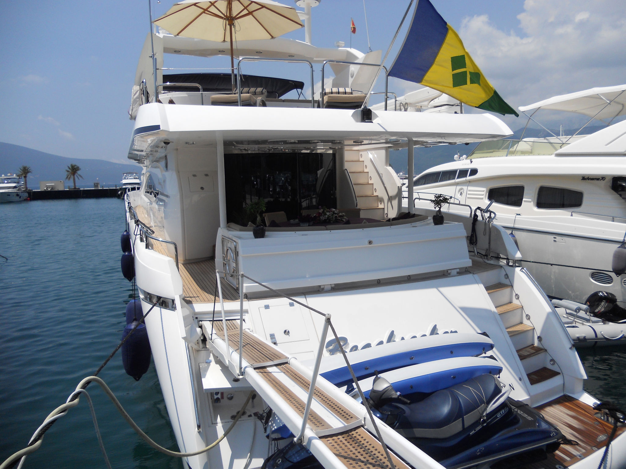  BEACHSEEKER -  Aft View in port.jpg