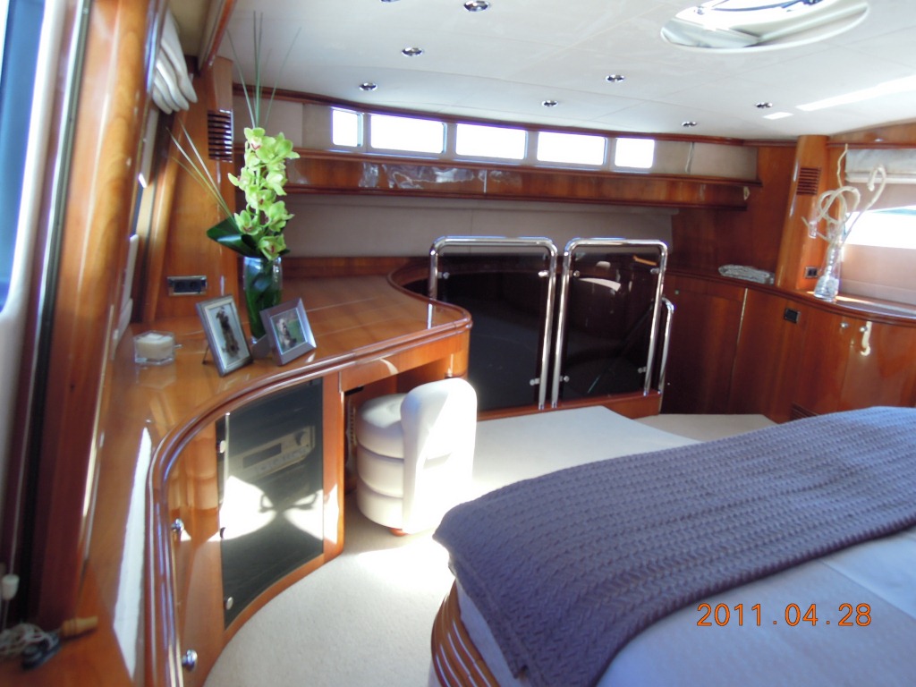  BEACHSEEKER -  Master Cabin.jpg