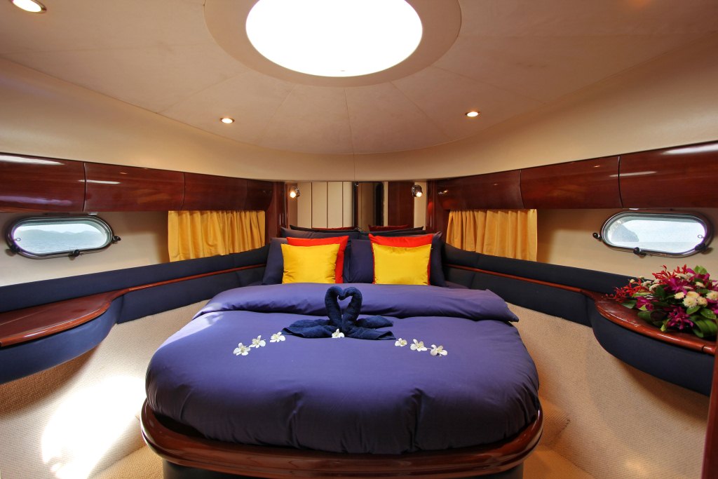  ISABELLA ROSE -  Double Cabin.jpg