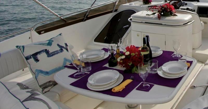  ISABELLA ROSE -  Flybridge Dining detail.jpg