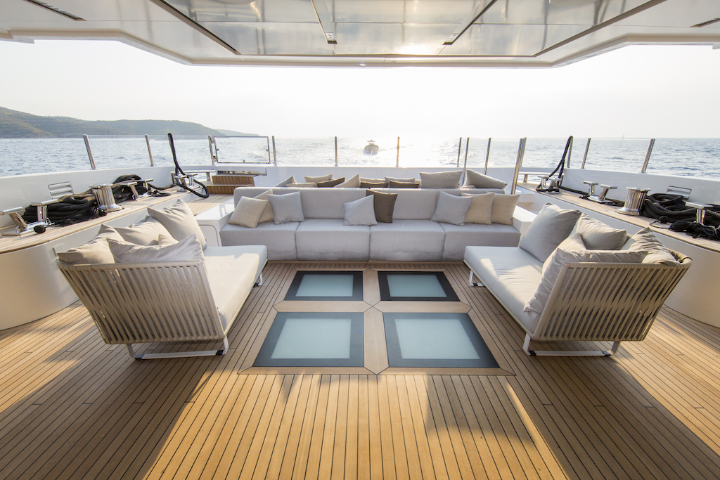  OURANOS AFT DECK RELAXATION AREA.jpg