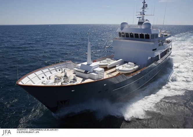 43 m Explorer charter yacht AXANTHA II- Photo Credit B.Stichelbaut : JFA.jpg
