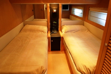 4FIVE -  Twin Cabin.jpg