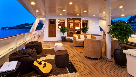 5 FISHES -  Aft Deck.jpg