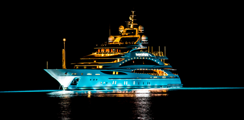 61m Benetti super yacht Diamonds Are Forever by night - Photo credit to Daniel Kennerknecht.jpg