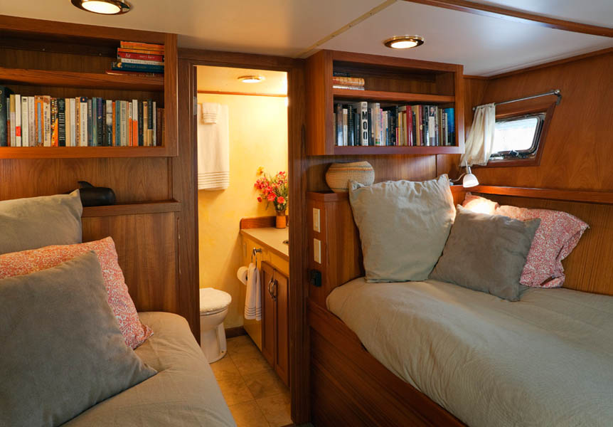 ALASKAN STORY twin guest cabin.jpg