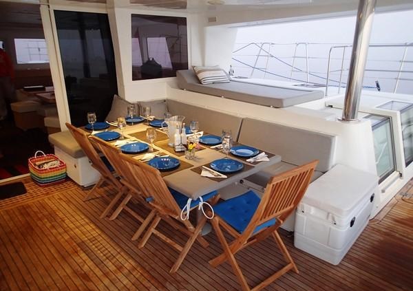 AMAZING - Alfresco dining.jpg