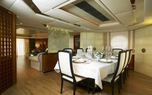 AMZ -  Dining.jpg