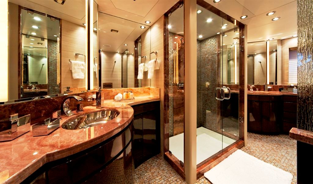 ANNA J Master Bathroom.jpg