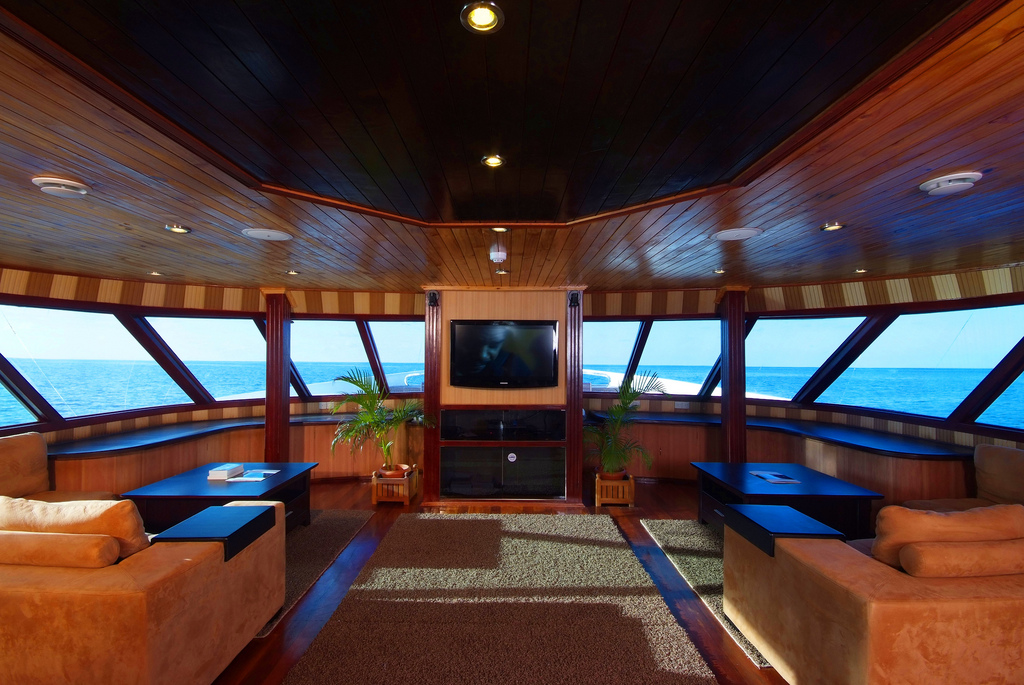 ARK ROYAL Lounge.jpg