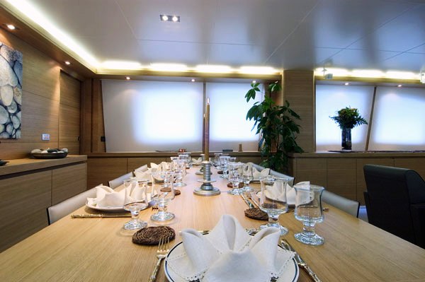 ARMENI -  Dining 3.jpg