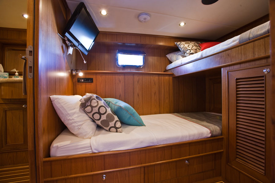 AROONA Guest cabin.jpg