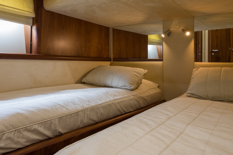 ASPIRE OF LONDON - Twin cabin.jpg