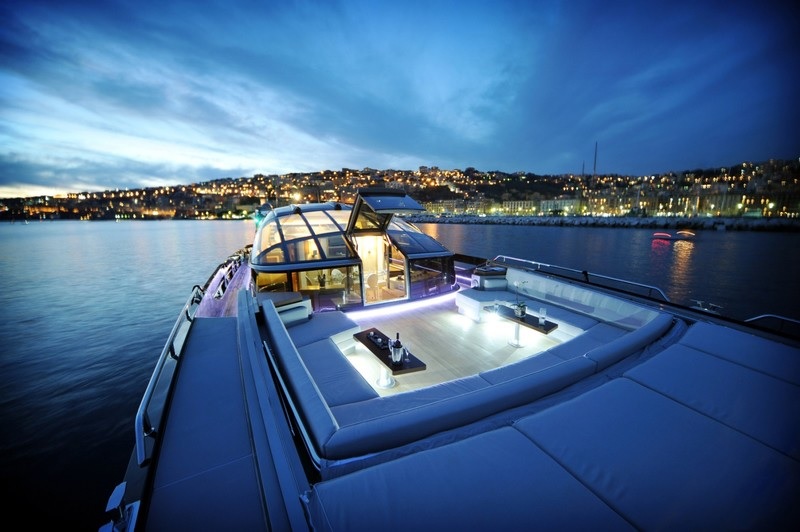 ASTRO - Foredeck.jpg