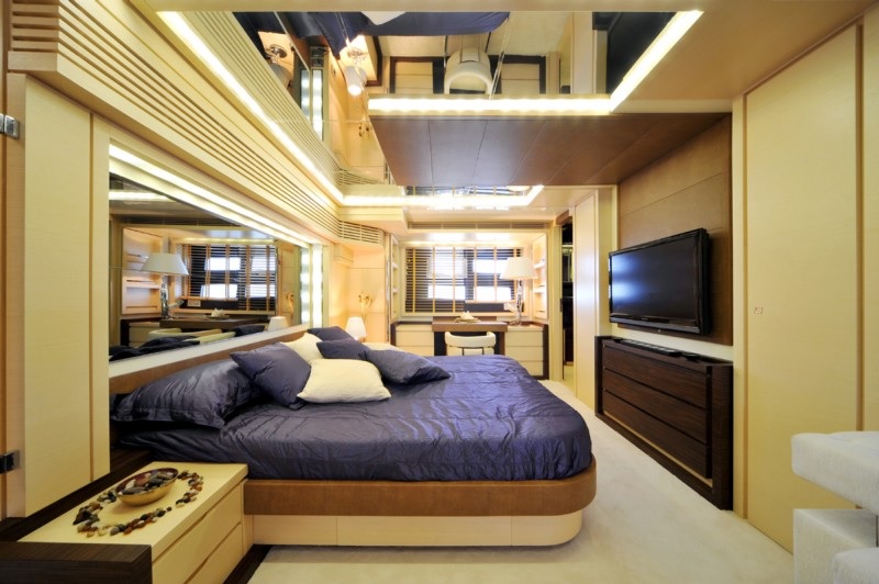 ASTRO - Master cabin.jpg