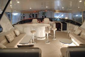AVANTI flybridge.jpg