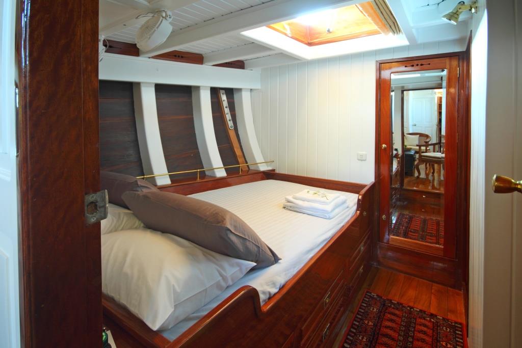 AVENTURE - Guest cabin.jpg