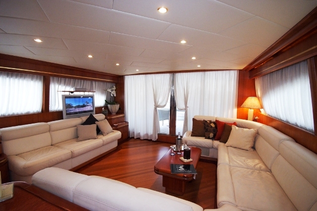 Akios I -  Salon View 2.jpg