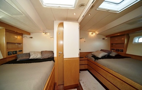 Algol IV -  Forward Cabins (opens to Master).jpg