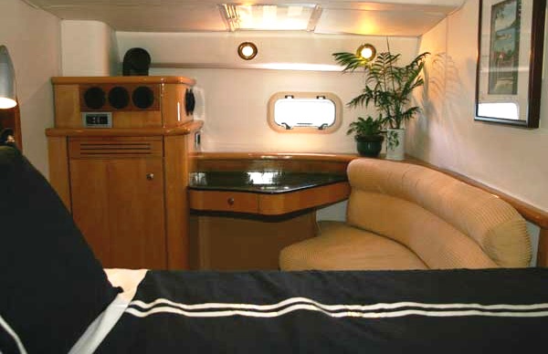 Angel Glow Aft Cabin.jpg