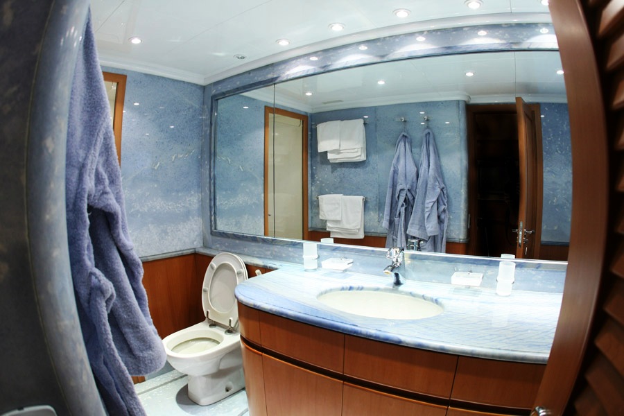 Astir -  Bathroom.jpg