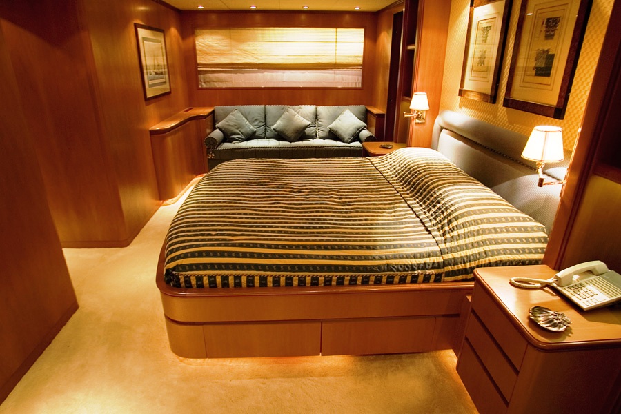 Astir -  VIP Cabin.jpg