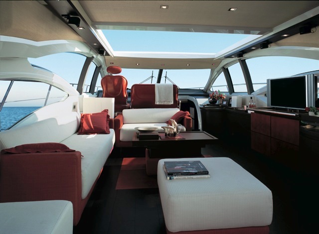 Azimut 62S -  Salon 2.jpg