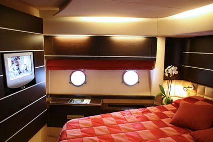 Azimut Yacht RENA N -  VIP Cabin 2.jpg