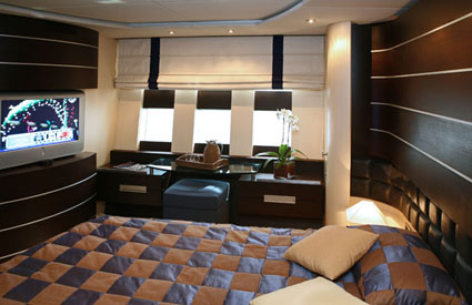 Azimut Yacht RENA N -  master Cabin.jpg