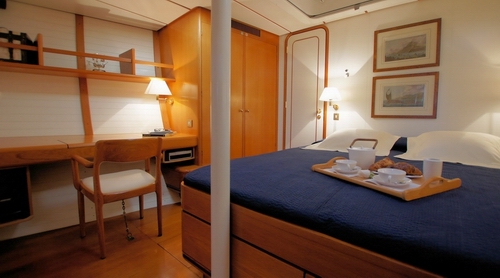 BAIURDO VI - Master Cabin Forward.jpg