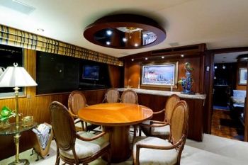 BAMA BREEZE -  Dining Area.jpg