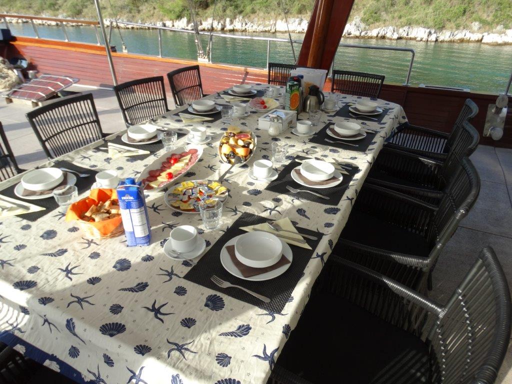 BARBA - Alfresco dining.jpg