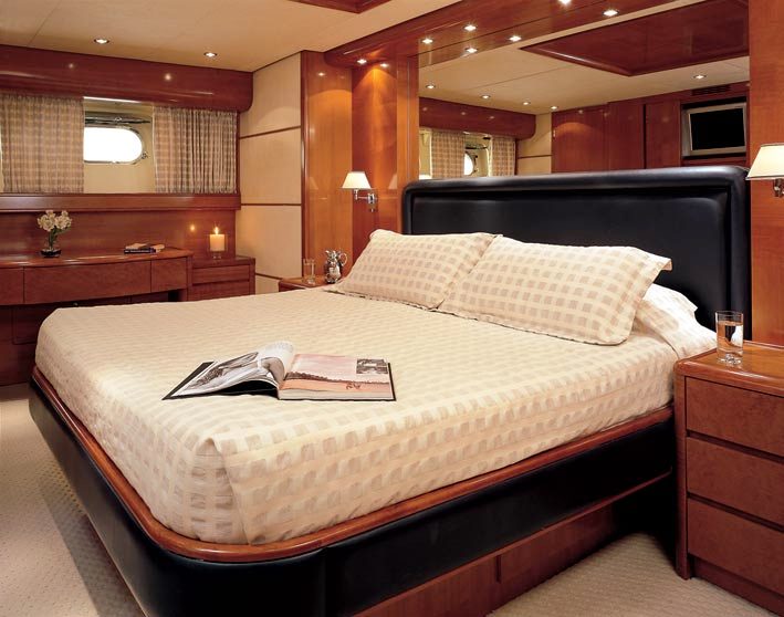 BARON - Owners Cabin.jpg