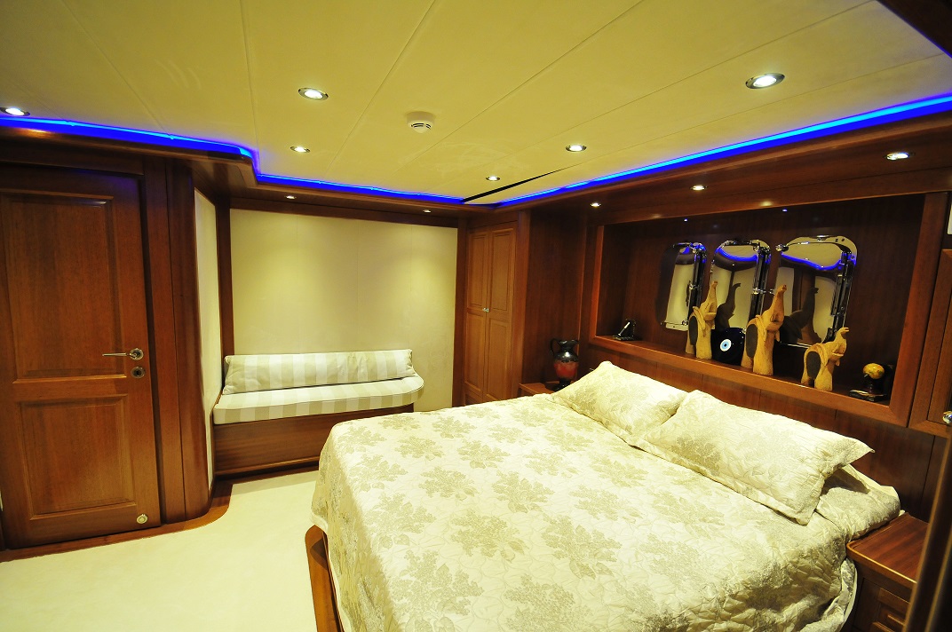 BIG BOSS Double cabin.jpg