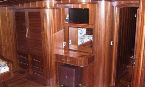 BILIZ -  Cabin Detail.jpg
