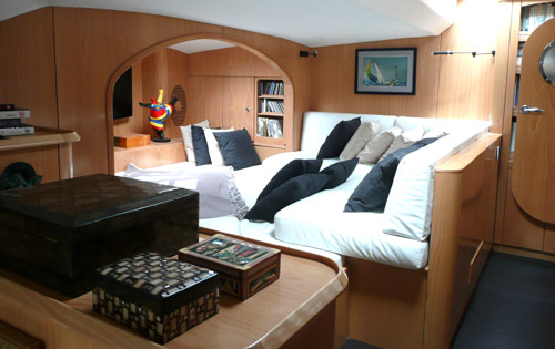 BLUE NOTE -  Home Video Space.jpg