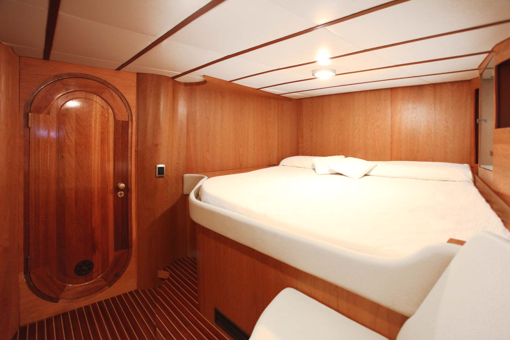 BUENA CHICA 1 - Guest Cabin 3.jpg