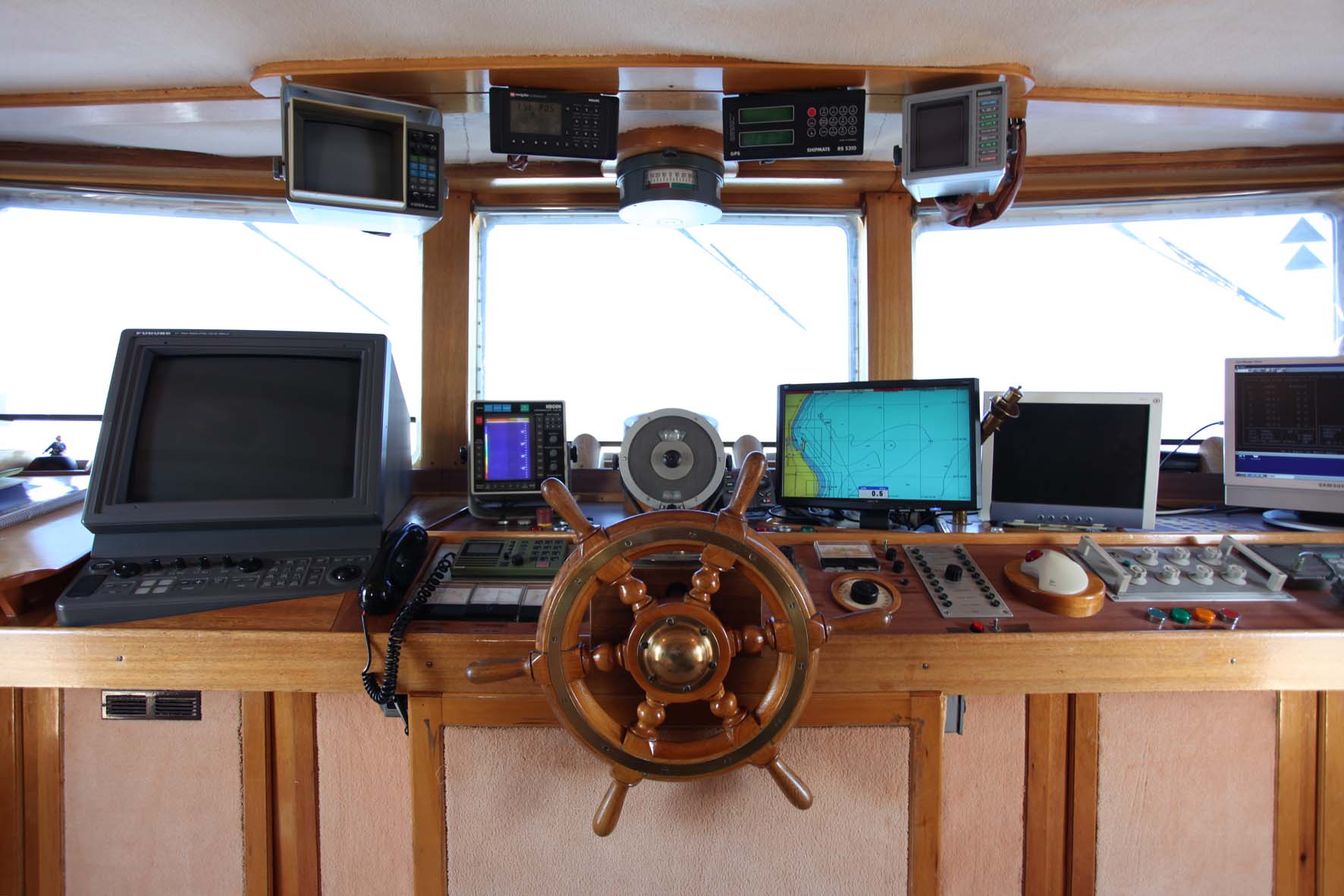 BUENA CHICA 1 - Wheelhouse.jpg