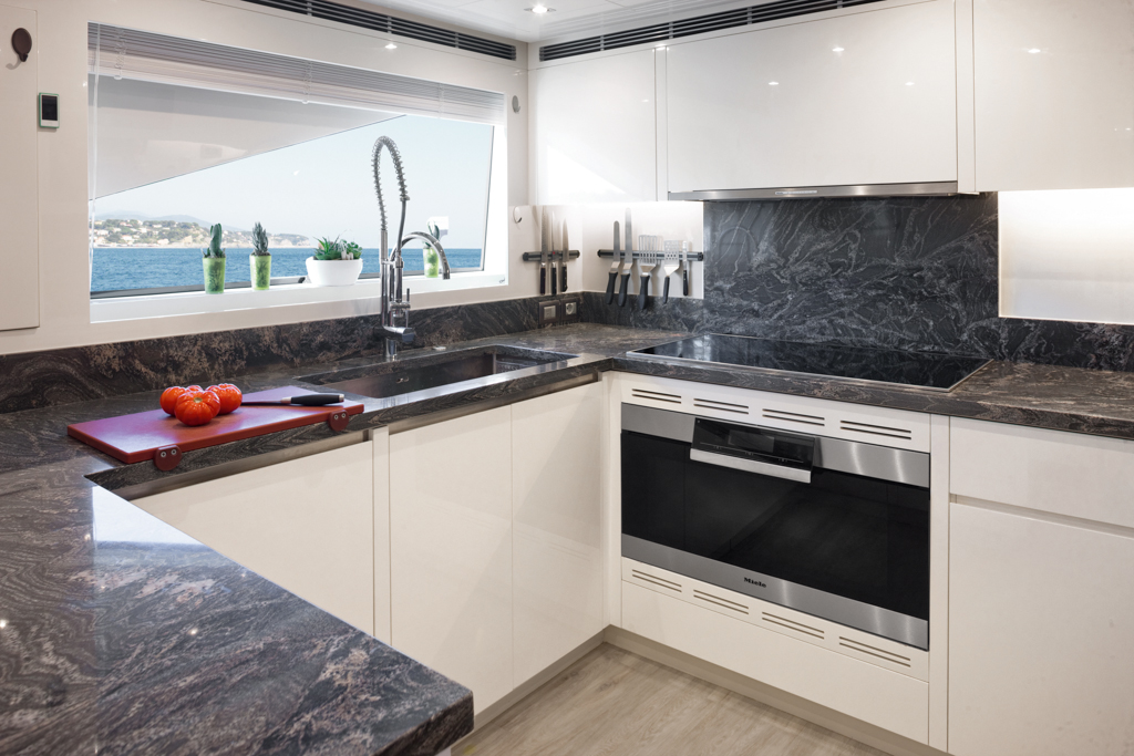 Benetti Motor Yacht Veloce 140 - Galley.jpg