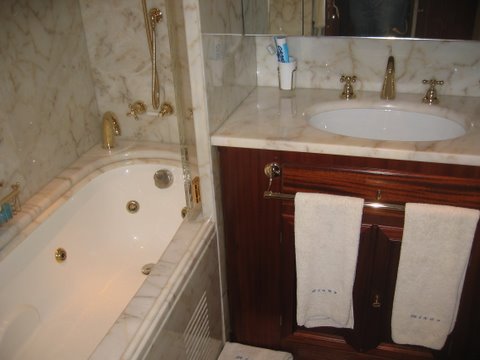 Benetti Yacht MIZAR -  Master Ensuite.jpg