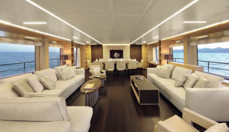 Benetti-Classic-Supreme-132-Yacht-Interior-Saloon-Photo-credit-Thierry-Ameller-001.jpg