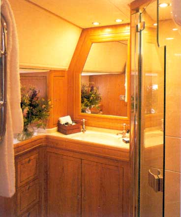 Boo Too - Ensuite.jpg