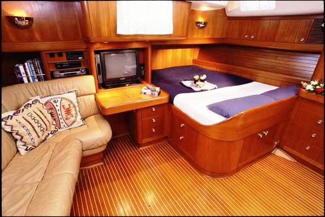 CAPERCAILLIE -  Master Cabin.jpg