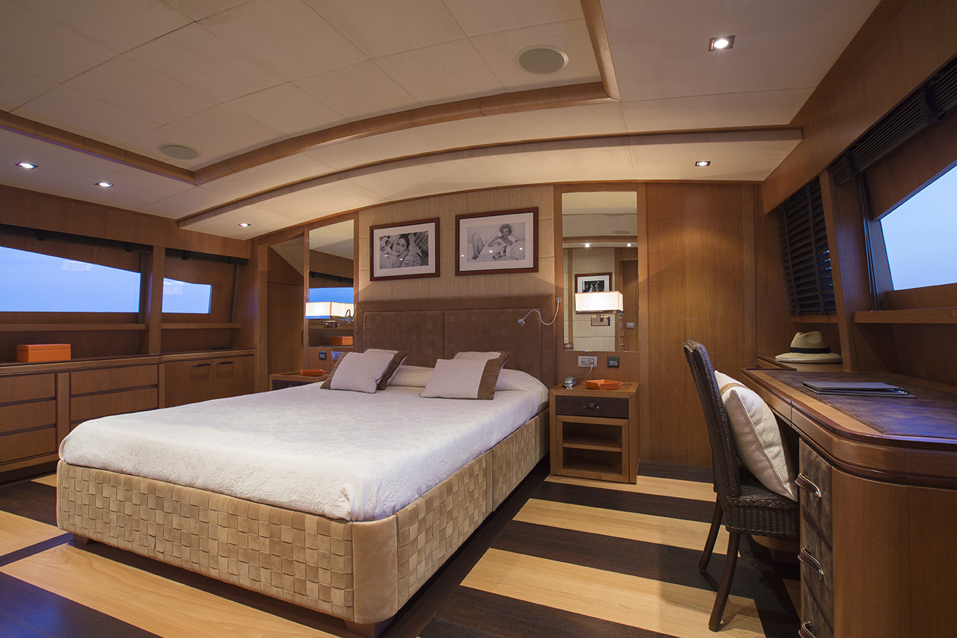 CAPPUCCINO - Master stateroom.jpg