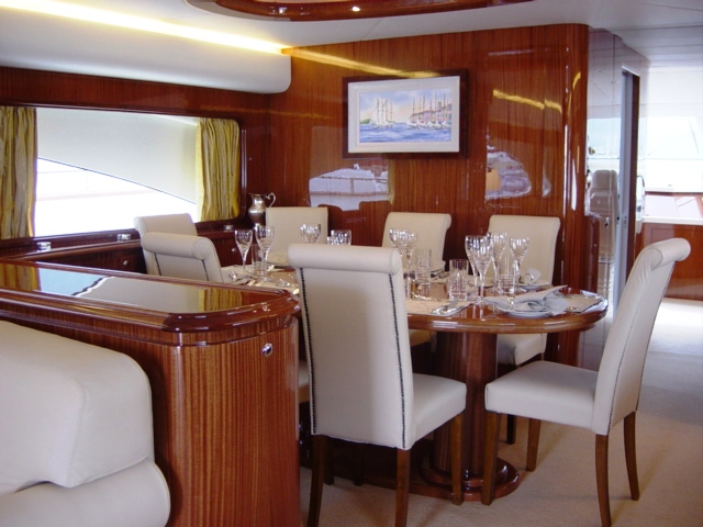 CARRARA - Dining1.jpg